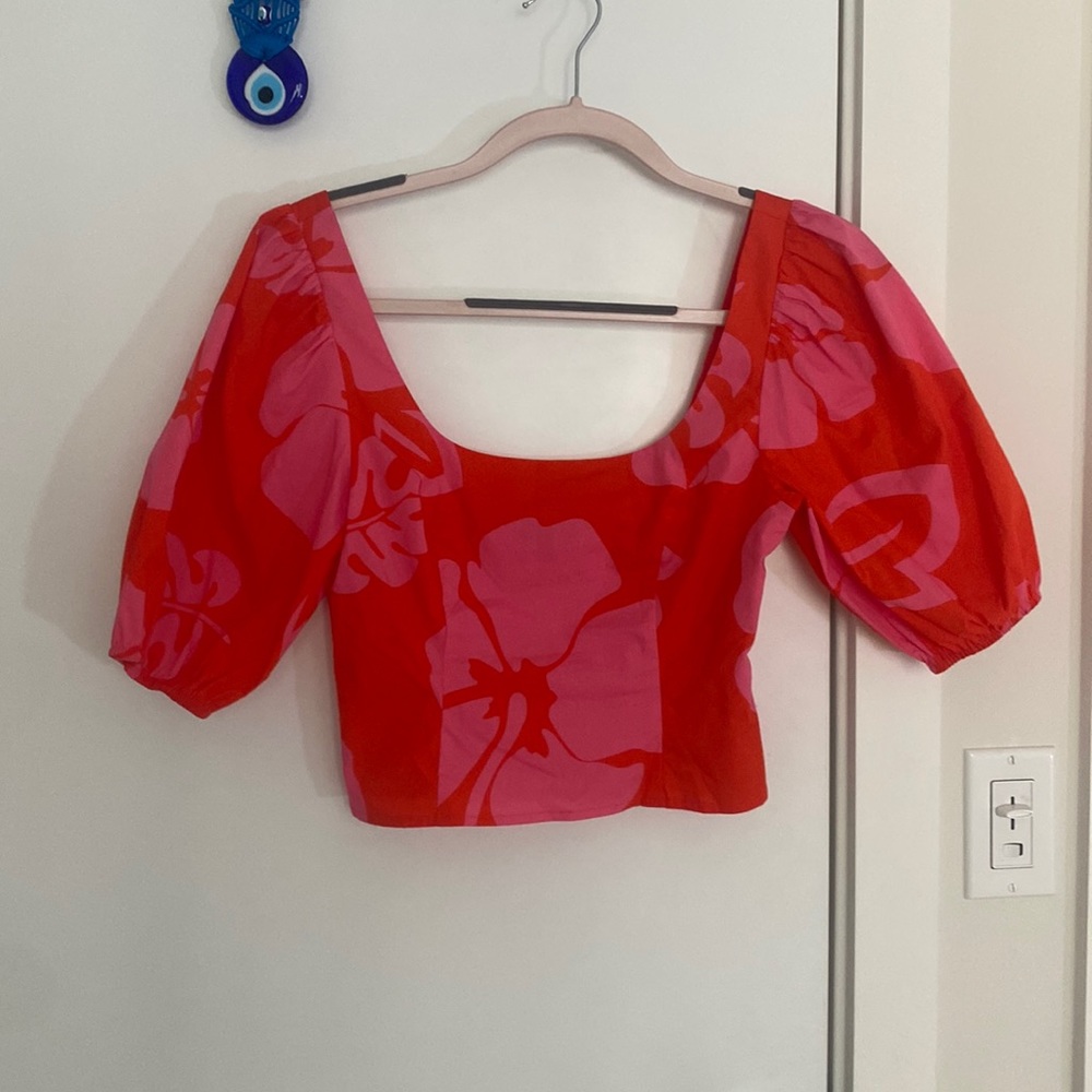 Staud NWT Hawaiian puff sleeve crop top size 2